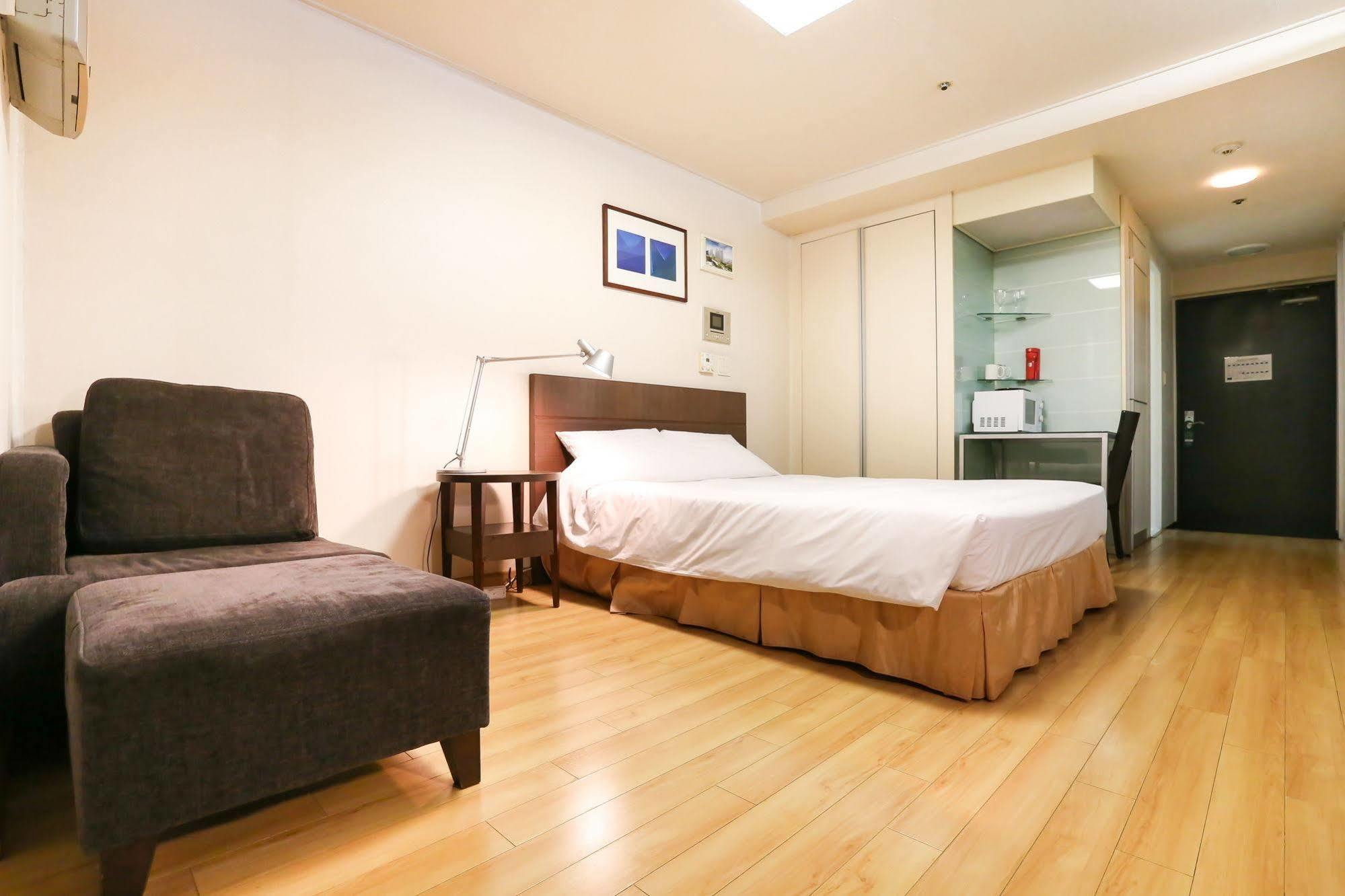 Gangnam Family Hotel Seoul Bagian luar foto